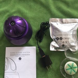 Tao clean facial cleaning brush